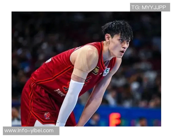 曾凡博在中国赛表现平平被篮网裁掉10分钟无得分仅有1次抢断